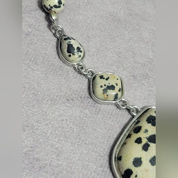 Dalmatian Jasper Earrings and Pendant Necklace - Picture 5 of 15